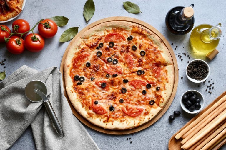 Pizza20bezglutenowa2028229 Pizza bezglutenowa - jak przygotować ciasto bezglutenowe